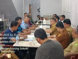 Tumbur Harianja Ketua DPC SPTI Kota Pekanbaru, Sampaikan Tuntutan Aksi Damainya Kepada Kadisnaker Dan Kepolisian Kota Pekanbaru
