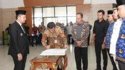 BUPATI Paluta, Resmi Lantik 51 Pejabat Pimpinan Tinggi Pratama dan Administrator 