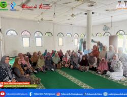 TP PKK Palas Salurkan Santunan Tali Asih untuk Ibu Lansia di Wilayah Pasar Sibuhuan dan Barumun Baru